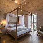 فندق Bassa Maina & 4*