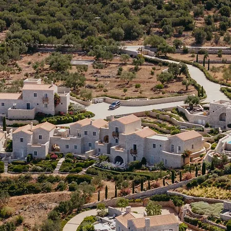 Bassa Maina & Hotel 4*