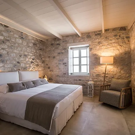 Bassa Maina & Hotel Areopoli