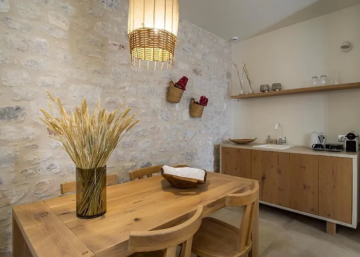 Bassa Maina & Hotel 4*