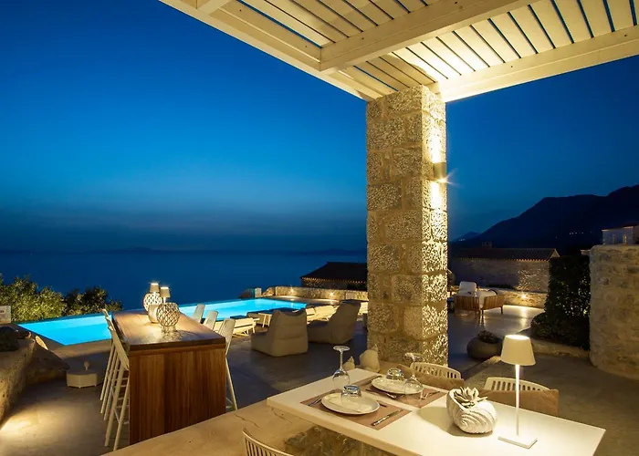 Bassa Maina & Hotel Areopoli