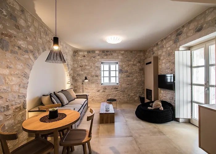 Bassa Maina & Hotel 4*