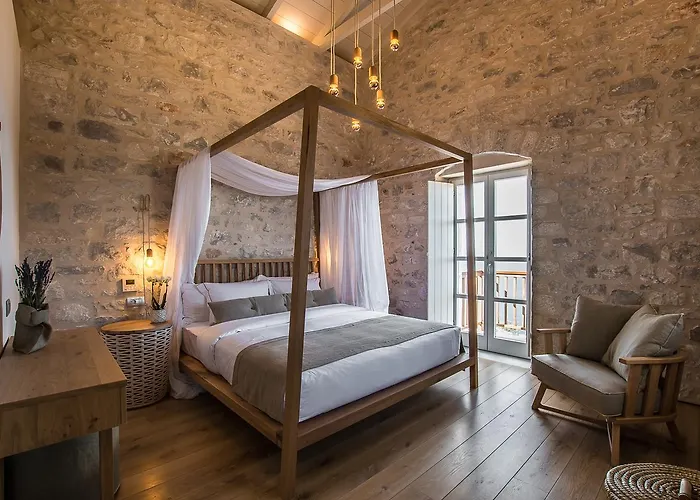 Hotel Bassa Maina & 4*