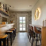 Bassa Maina & 酒店 阿里奥波利斯