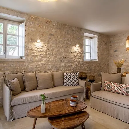 Bassa Maina & 4* Areopoli