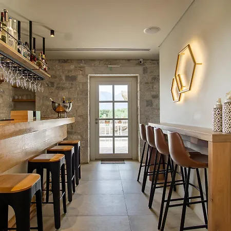 Bassa Maina & Hotel Areopoli