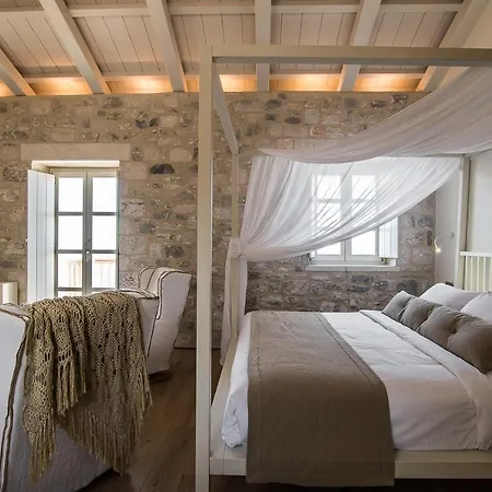 Hotel Bassa Maina & Areopoli